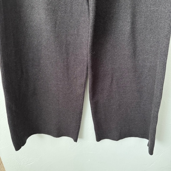 Elie Tahari charcoal gray knit wide leg pant Size M or 10 - Picture 3 of 8